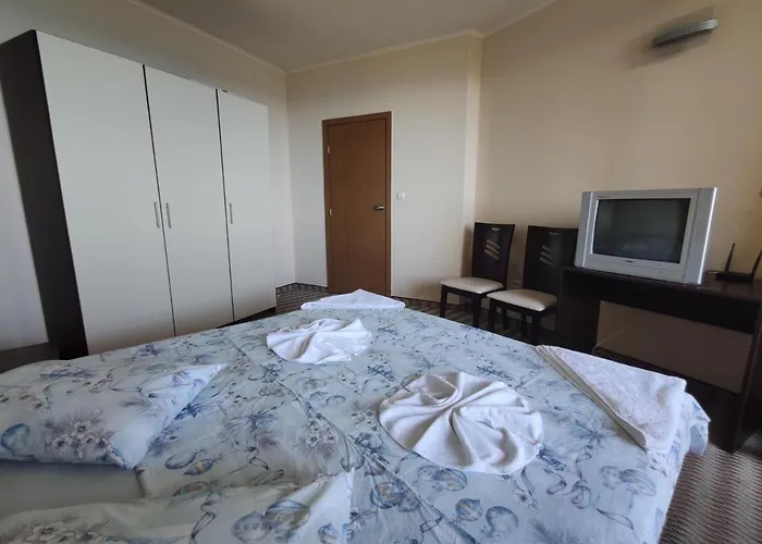 Europroperties Nikea Park Златни пясъци