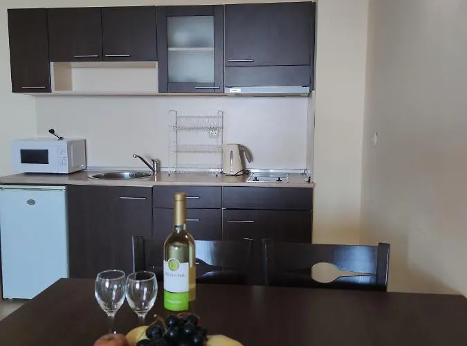 Апартамент Europroperties Nikea Park Златни пясъци