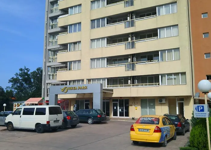 Апартамент Europroperties Nikea Park Златни пясъци