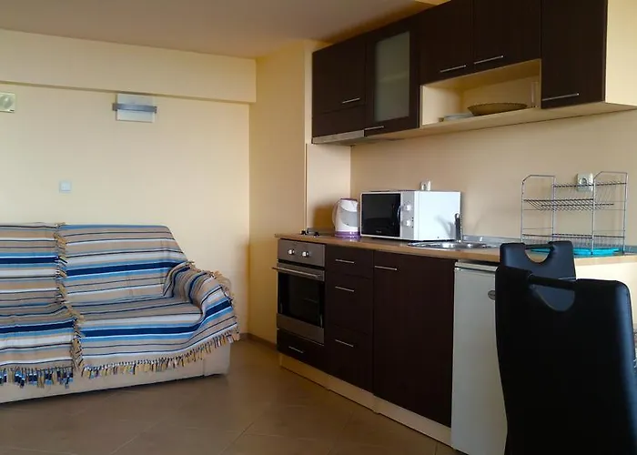 Апартамент Europroperties Nikea Park