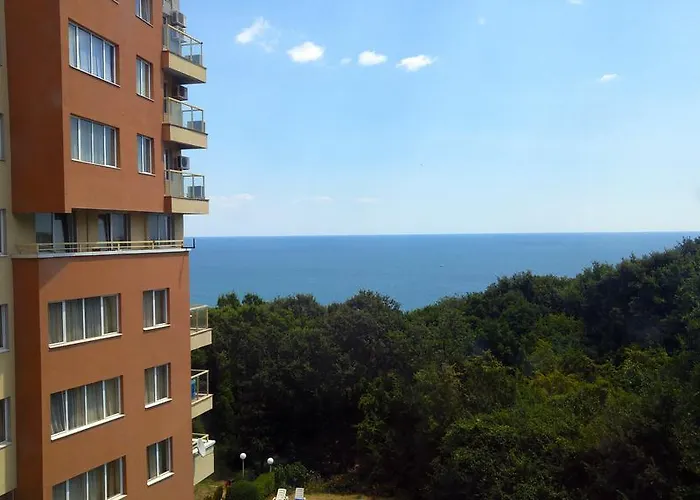 Апартамент Europroperties Nikea Park Златни пясъци